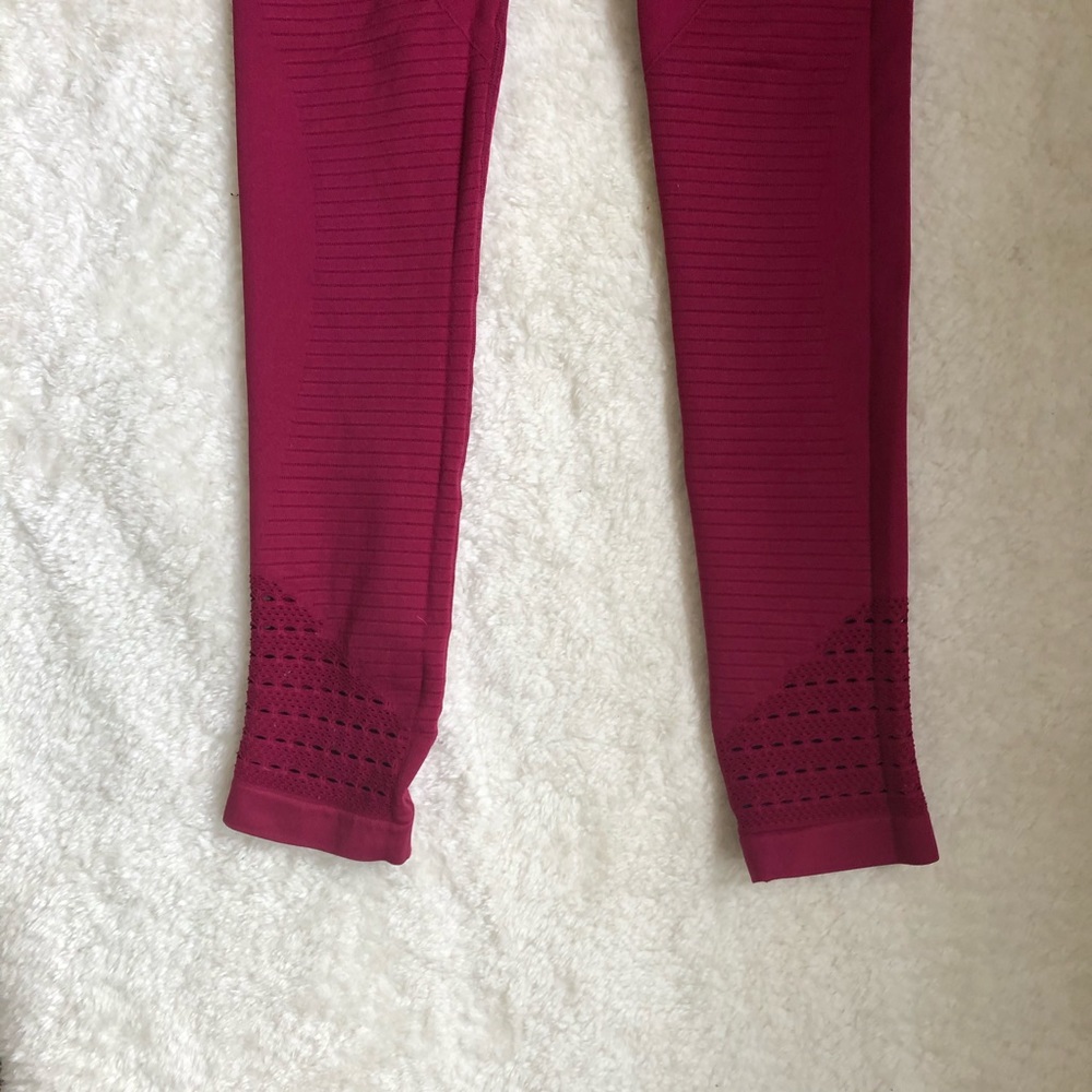 Gymshark Raspberry Beet Seamless Energy Leggings - Picture 11 of 11